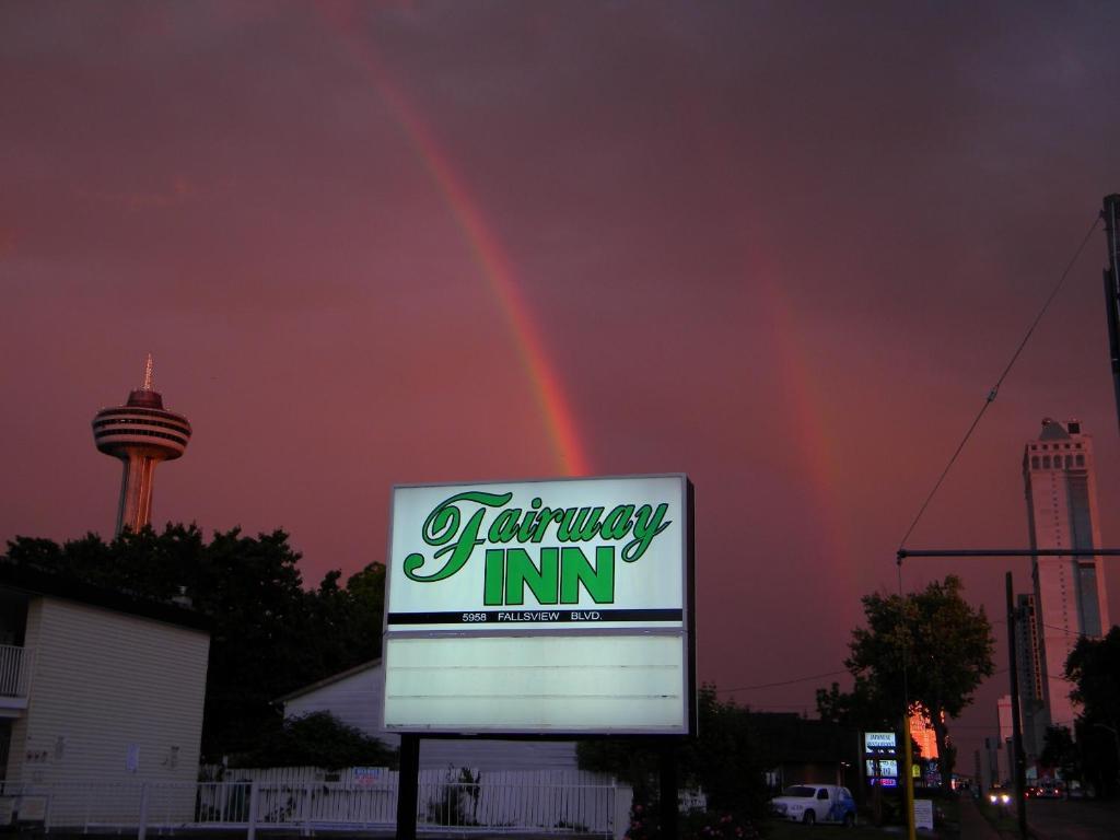 Fairway Inn By The Falls Καταρράκτες του Νιαγάρα Εξωτερικό φωτογραφία